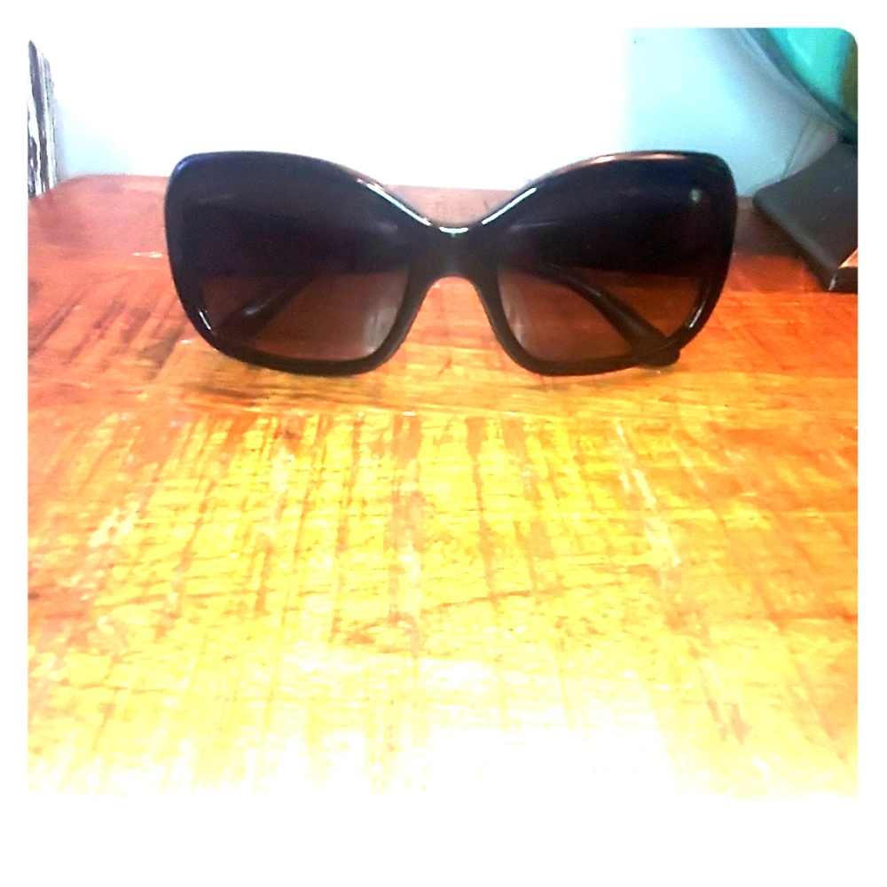 Bvlgari diamond polarized sunglasses